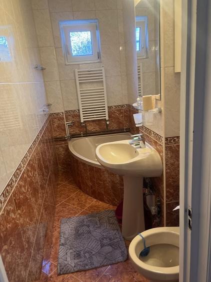Apartament cu 3 camere în Dacia