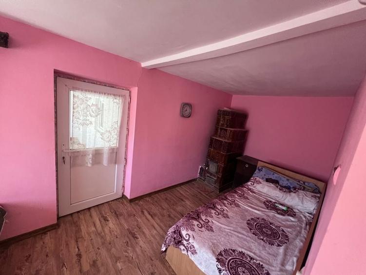 Casă cu 3 camere în Central
