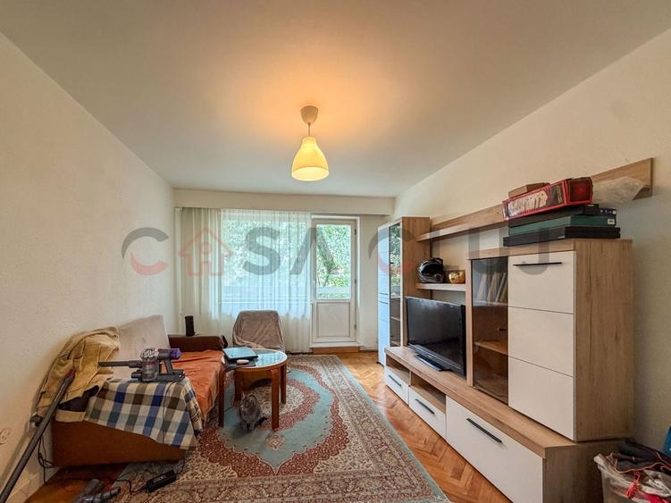 Apartament cu 3 camere semidecomandat, mobilat în Gheorgheni