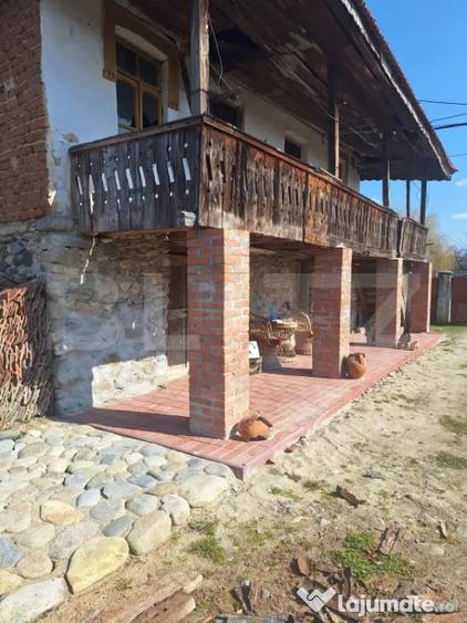 Teren cu casa rustica zona Sambotin - 5