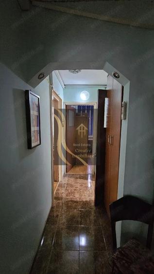Apartament cu 3 camere decomandat în Antiaeriană