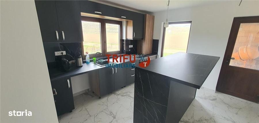 Casă cu 4 camere cu Teren 500 Mp în Șard