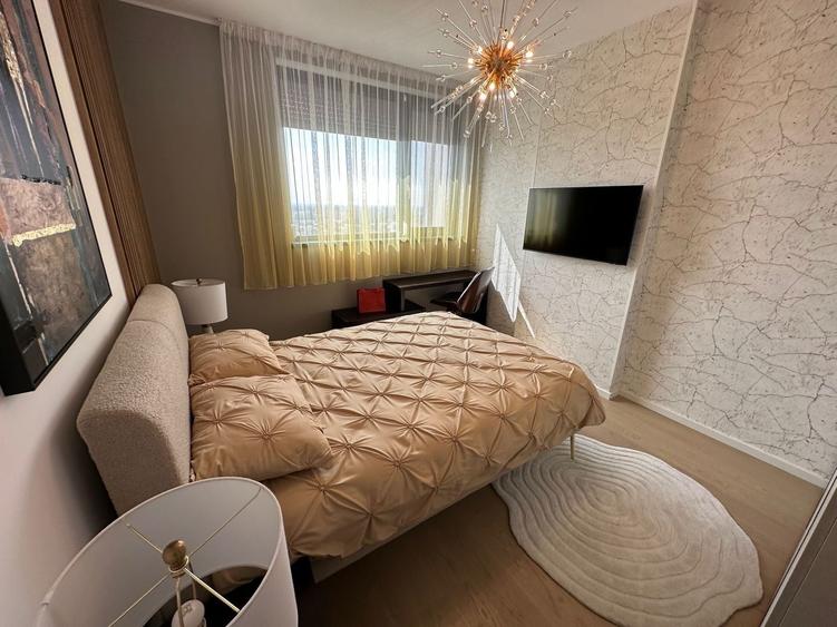 Apartament cu 3 camere decomandat în Central