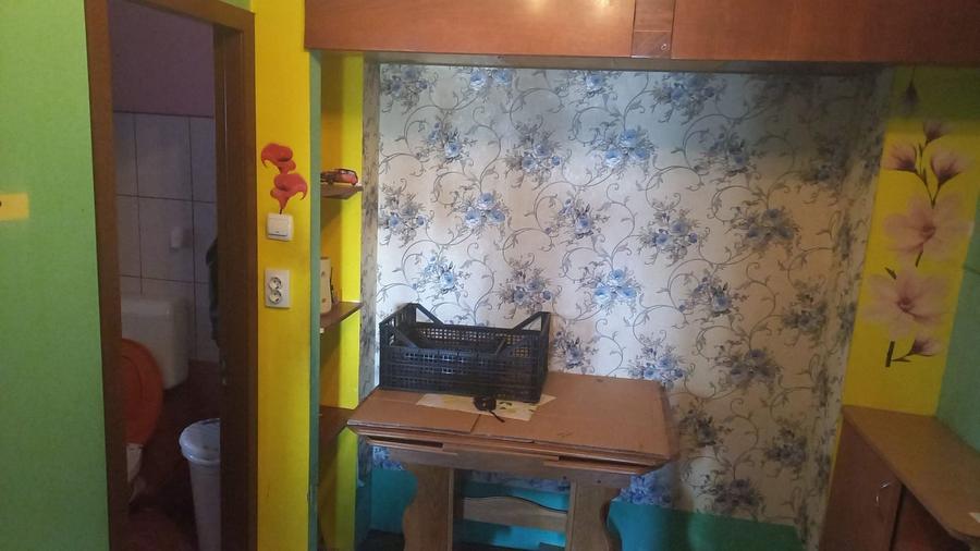 Garsonieră decomandată, mobilată în Titan