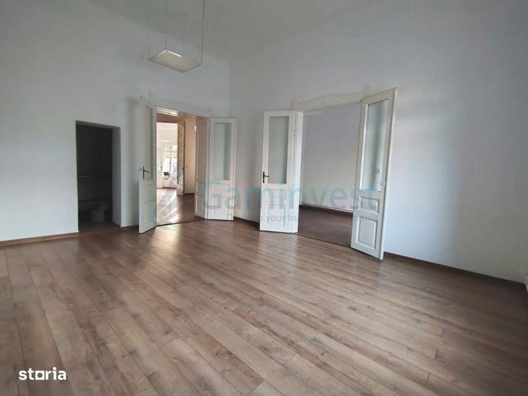 Apartament cu 4 camere în Ultracentral