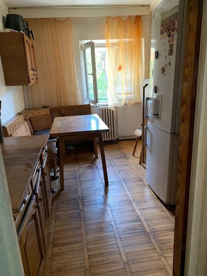 Apartament cu 3 camere decomandat în Luncă