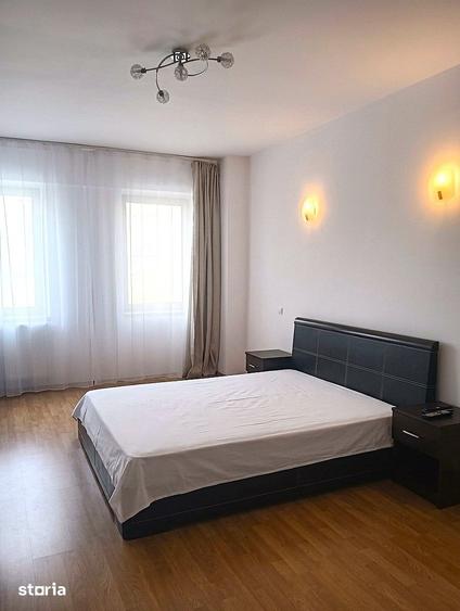 Apartament cu 3 camere în Centrul Civic