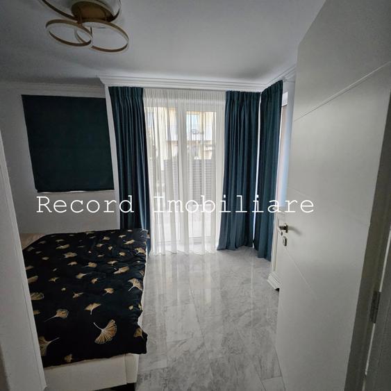 Duplex cu 5 camere cu Canalizare în Florești