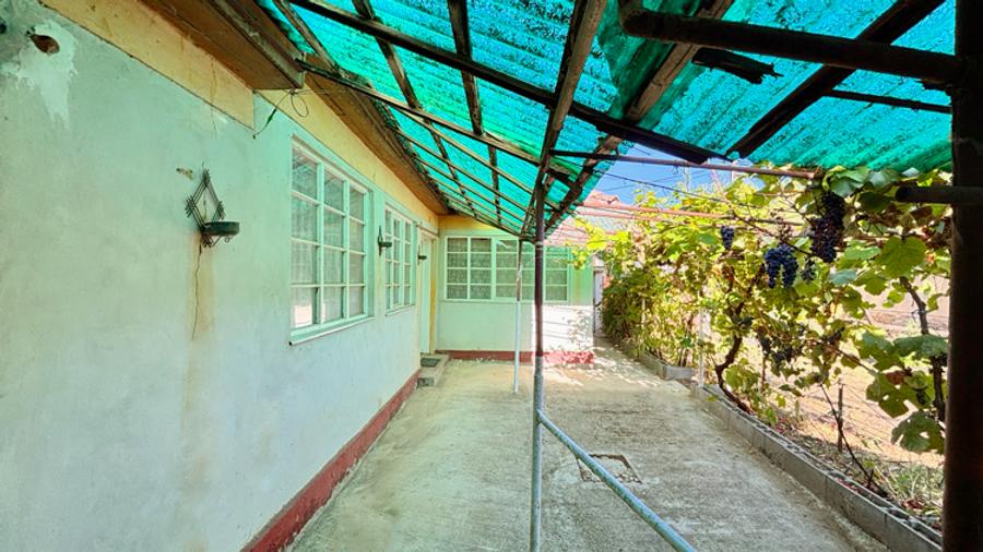 Casă individuală cu 4 camere cu Canalizare în Cordău