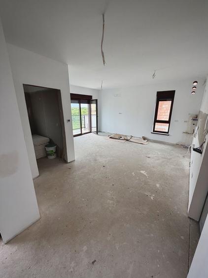 Apartament cu 3 camere în Giroc