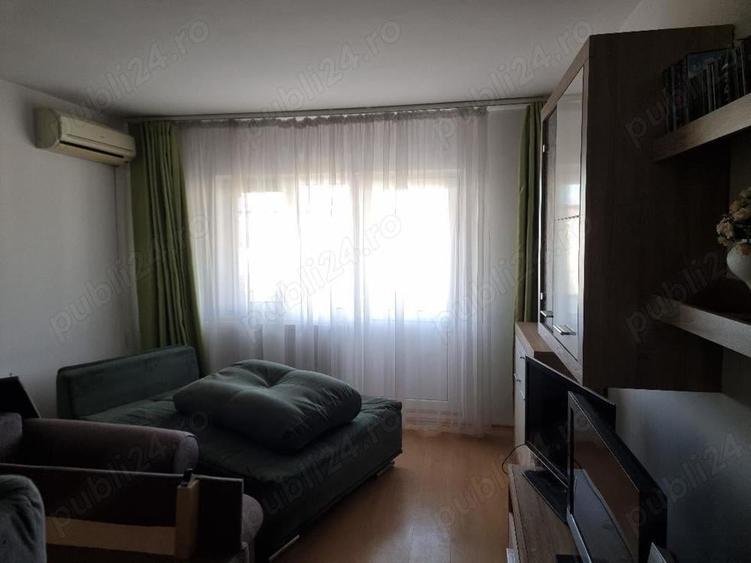 Apartament cu 3 camere în Nufărul