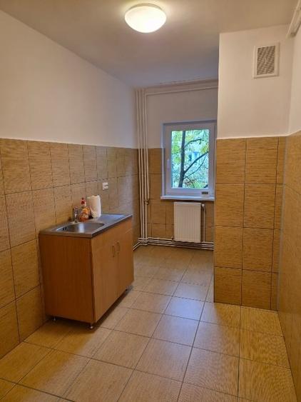 Apartament cu 2 camere decomandat în Centrul Civic