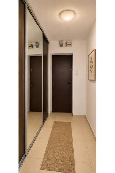 Apartament cu 2 camere semidecomandat în Mihai Bravu