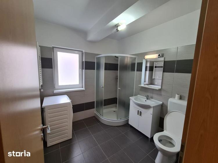 Apartament cu 2 camere semidecomandat în Buziașului