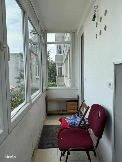 Apartament cu 2 camere semidecomandat în 1 Mai