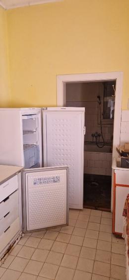 Casă individuală cu 5 camere cu Teren 2311 Mp în Leordina