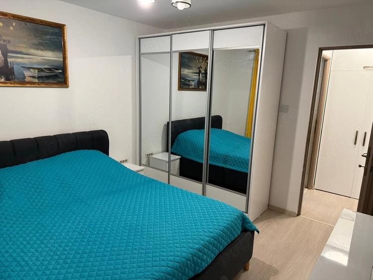 Apartament cu 2 camere semidecomandat în Calea București