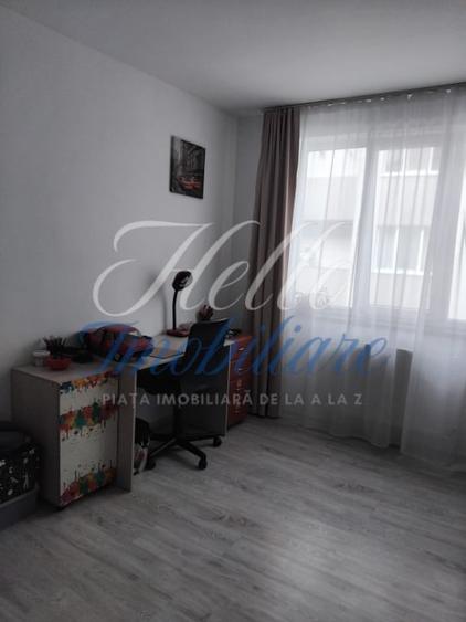 Apartament cu 2 camere semidecomandat în Florești