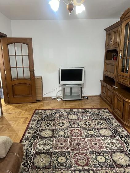 Apartament cu 2 camere decomandat în Exterior Vest