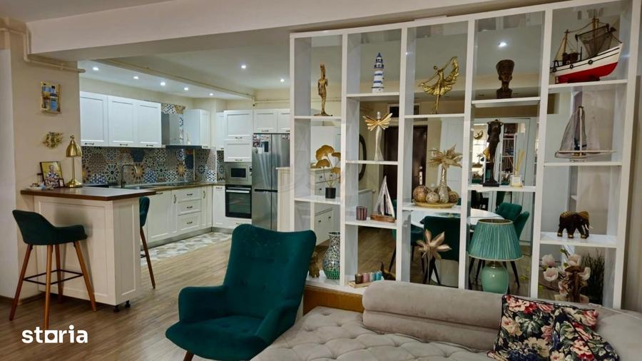 Apartament cu 4 camere decomandat în Central