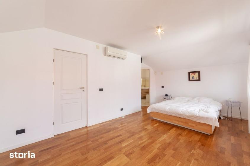 Casă cu 4 camere cu Teren 508 Mp în Găvana