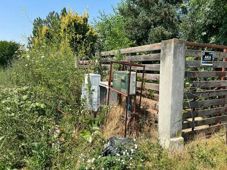 Teren de 4000 mp, în Ciolpani