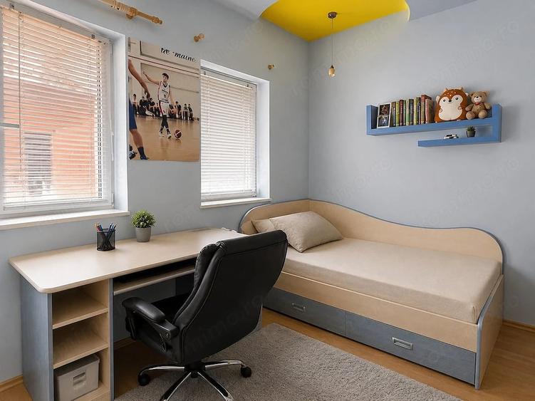 Casă cu 4 camere cu Teren 298 Mp în Rogerius
