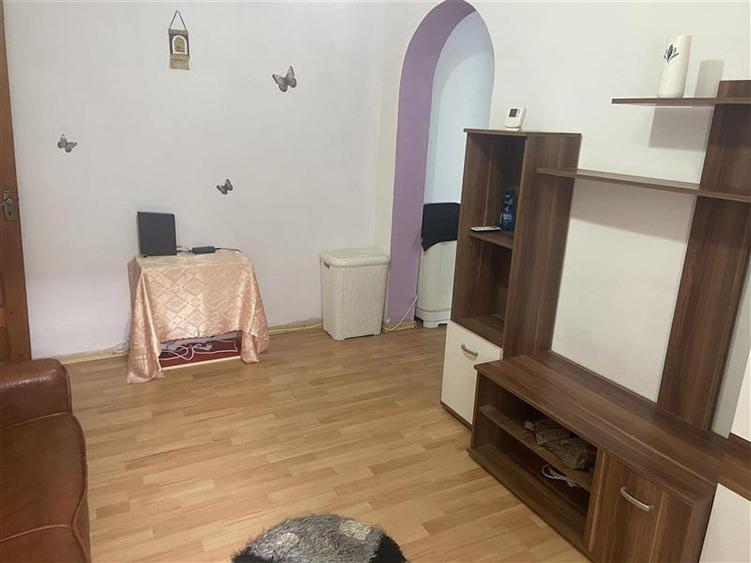 Apartament 2 camere , cartier Sud , et 2 4 , centrala termica proprie , mobilat - 4