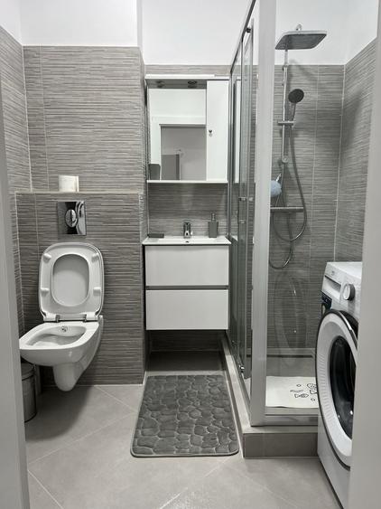 Apartament cu 2 camere decomandat în Regie