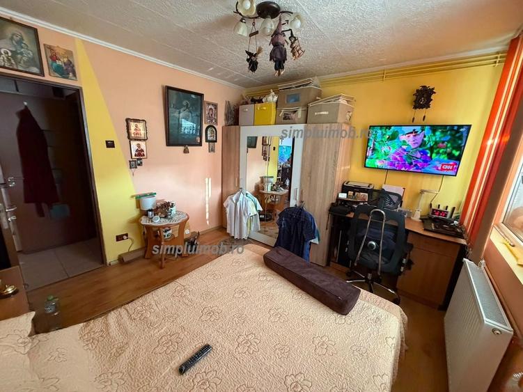 Apartament cu 2 camere semidecomandat, mobilat în Titan
