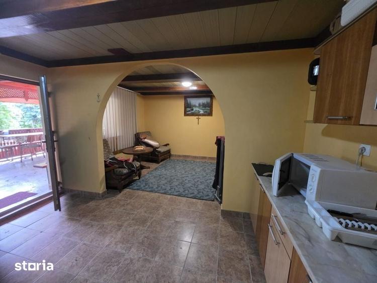 Teren de 680 mp, în Bercu Roșu