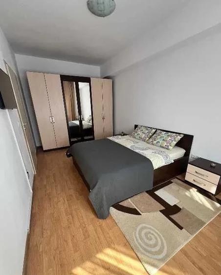 Apartament cu 2 camere semidecomandat, mobilat în Zorilor