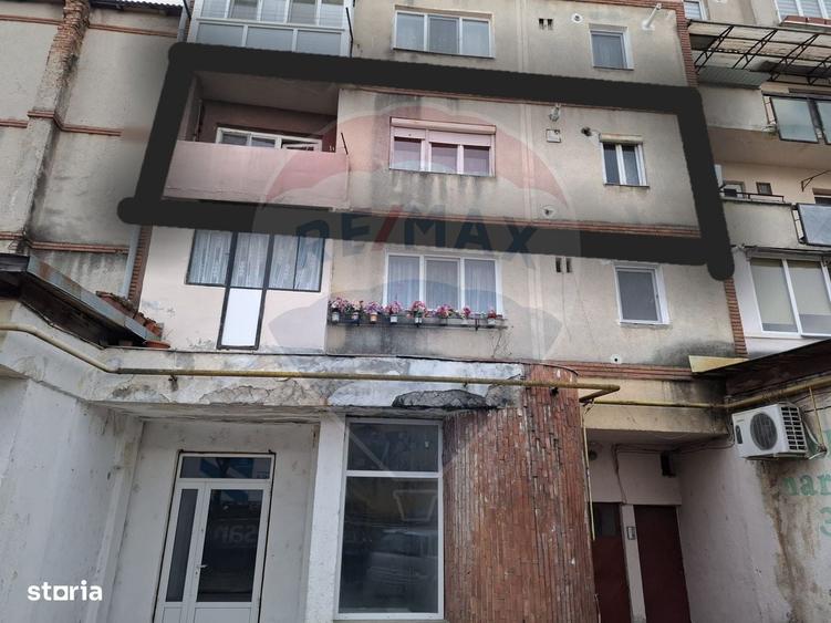 Apartament cu 2 camere, mobilat în Central