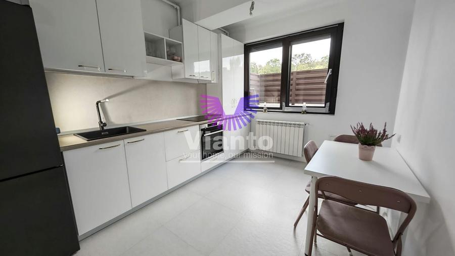 Apartament cu 2 camere semidecomandat, mobilat în Central