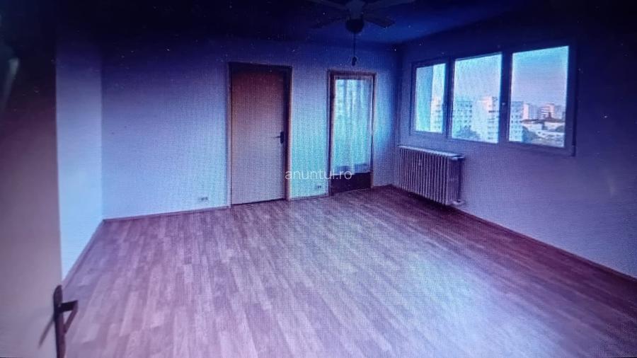 Apartament decomandat în Titan