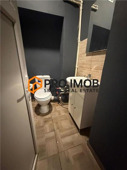 Spațiu comercial, de 55 mp, în Berca