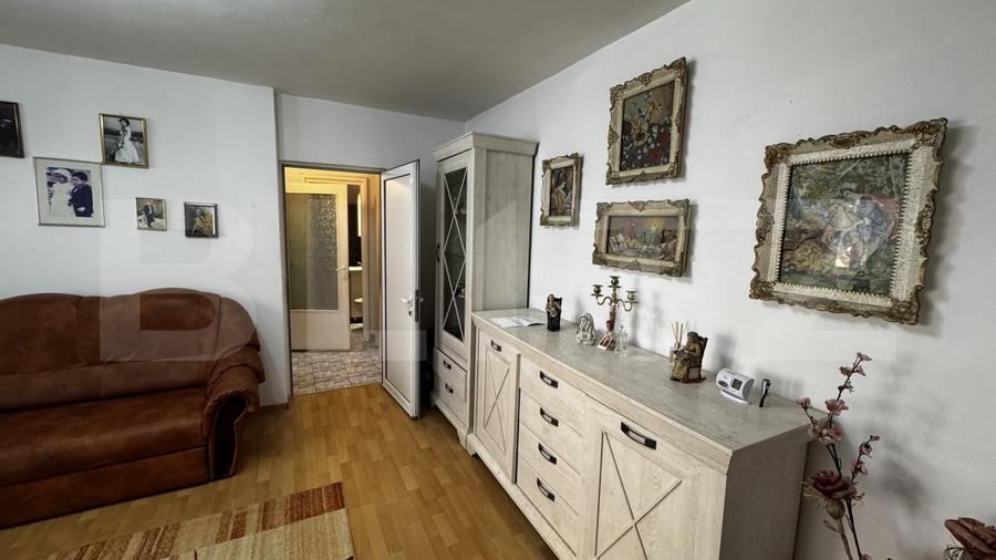 Apartament cu 2 camere semidecomandat, mobilat în Cetate