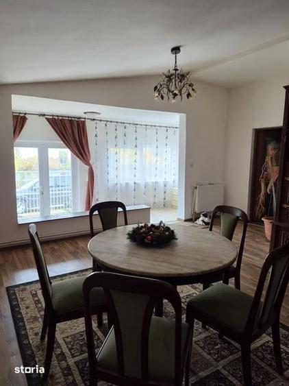 Casă cu 4 camere cu Teren 120 Mp în Central