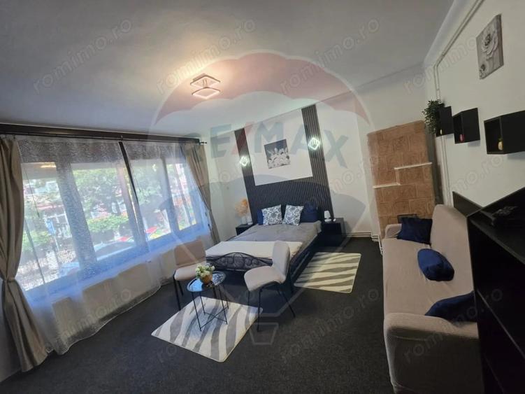 Apartament cu 2 camere decomandat în Ultracentral
