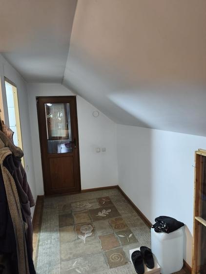 Casă cu 3 camere cu Teren 1100 Mp în Central