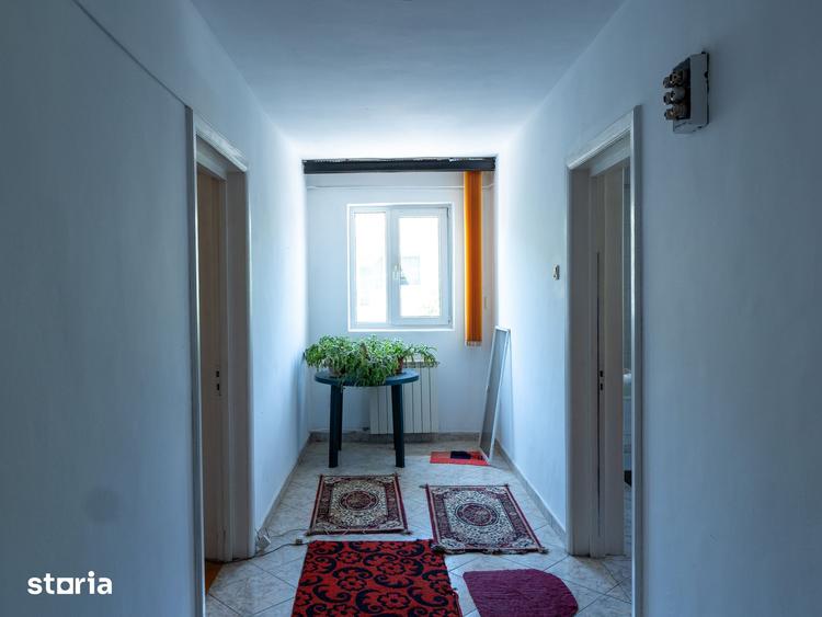 Casă cu 5 camere cu Teren 216 Mp în Giurgiului