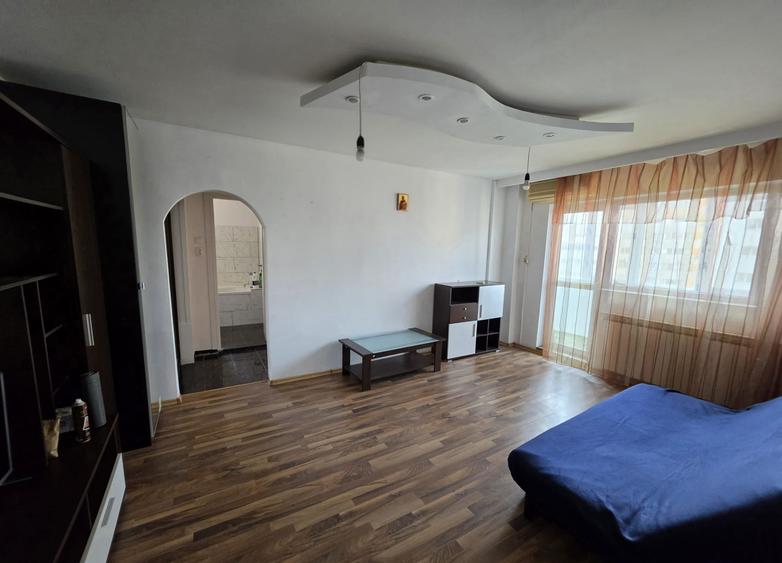 Apartament cu 2 camere semidecomandat în Iancului