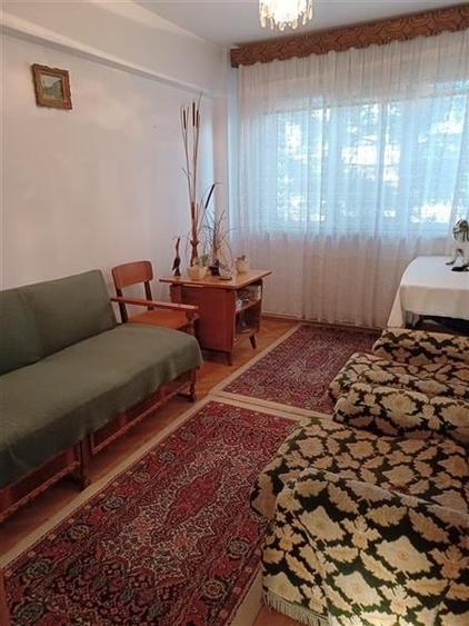 Apartament cu 4 camere decomandat, mobilat în Ultracentral