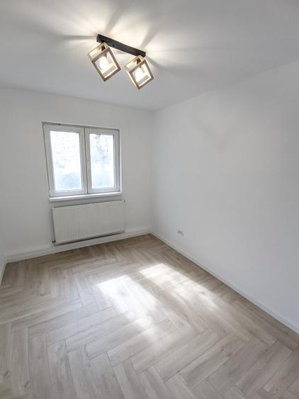 Apartament cu 3 camere semidecomandat în Mănăștur