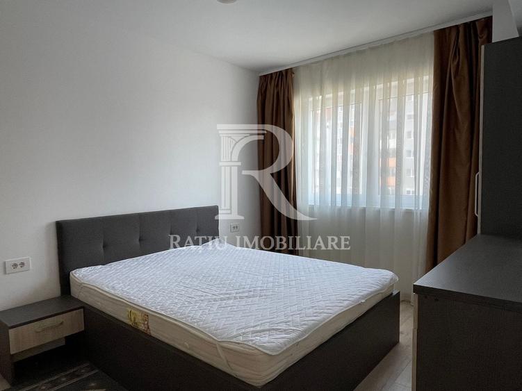Apartament cu 2 camere semidecomandat, mobilat în Iosia