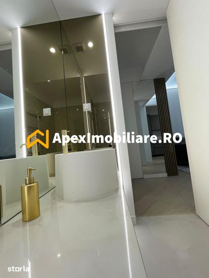 Garsonieră decomandată în Central