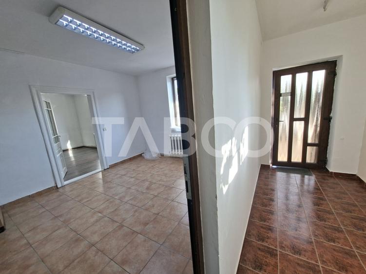 Spațiu comercial, de 50 mp, în Calea Dumbrăvii