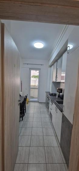 Apartament cu 2 camere decomandat în Berceni