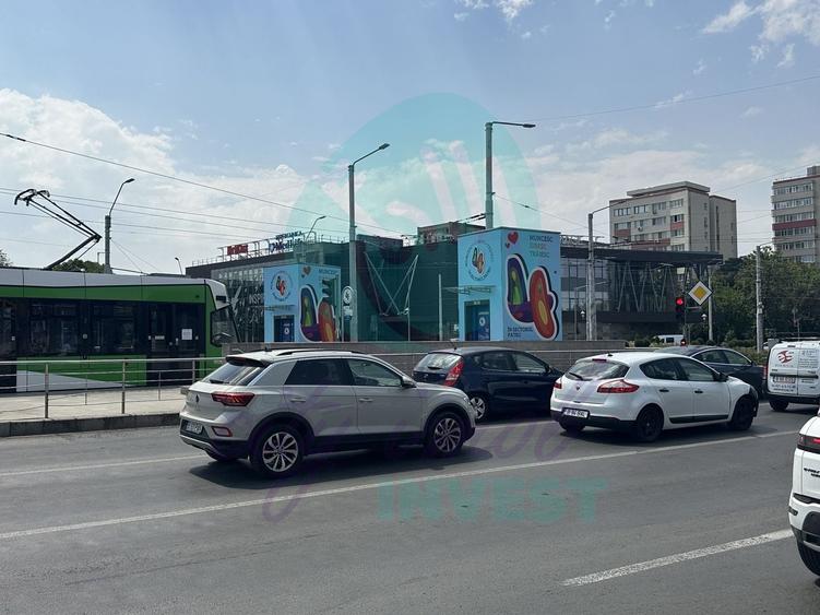 Spațiu comercial, de 99 mp, în Văcăresti
