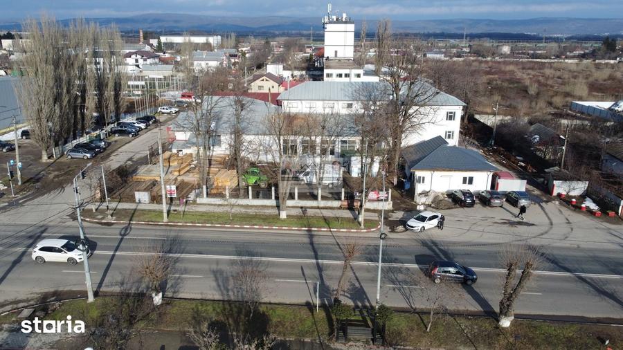 Spațiu comercial, de 650 mp, în Central